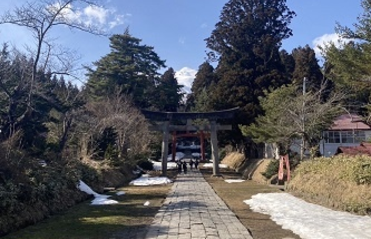 岩木山神社参拝へ